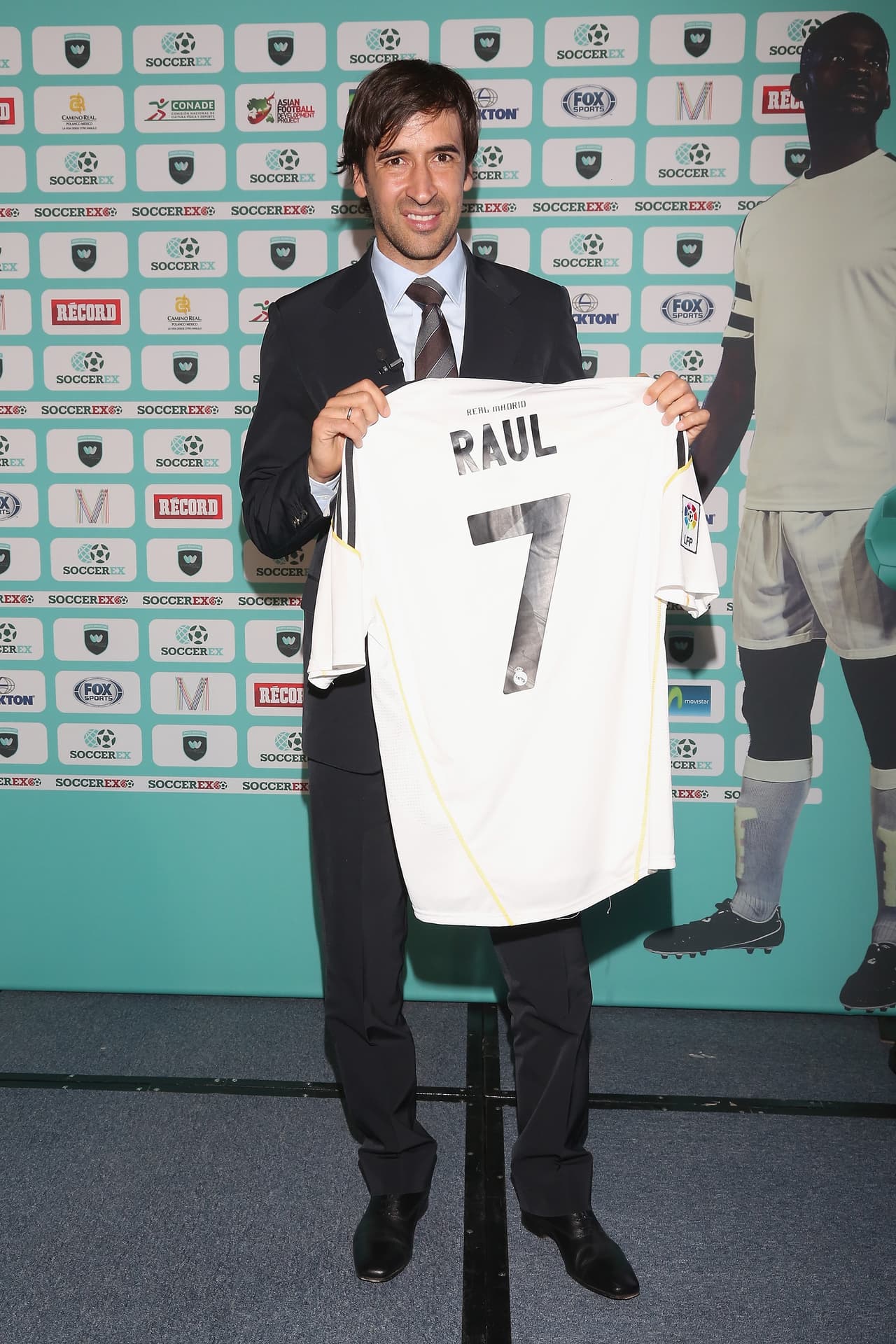 <b>Raúl González (España): </b>actualmente es el entrenador del Real Madrid Cadete y está haciendo su carrera para llegar algún día a ese banquillo principal.