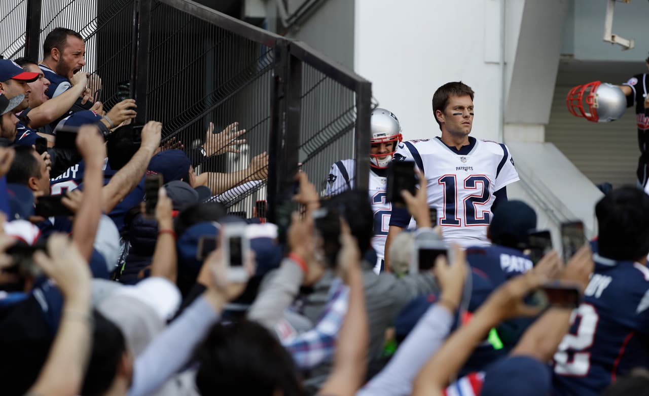 El Azteca se rinde a Tom Brady con el grito “¡MVP, MVP!”