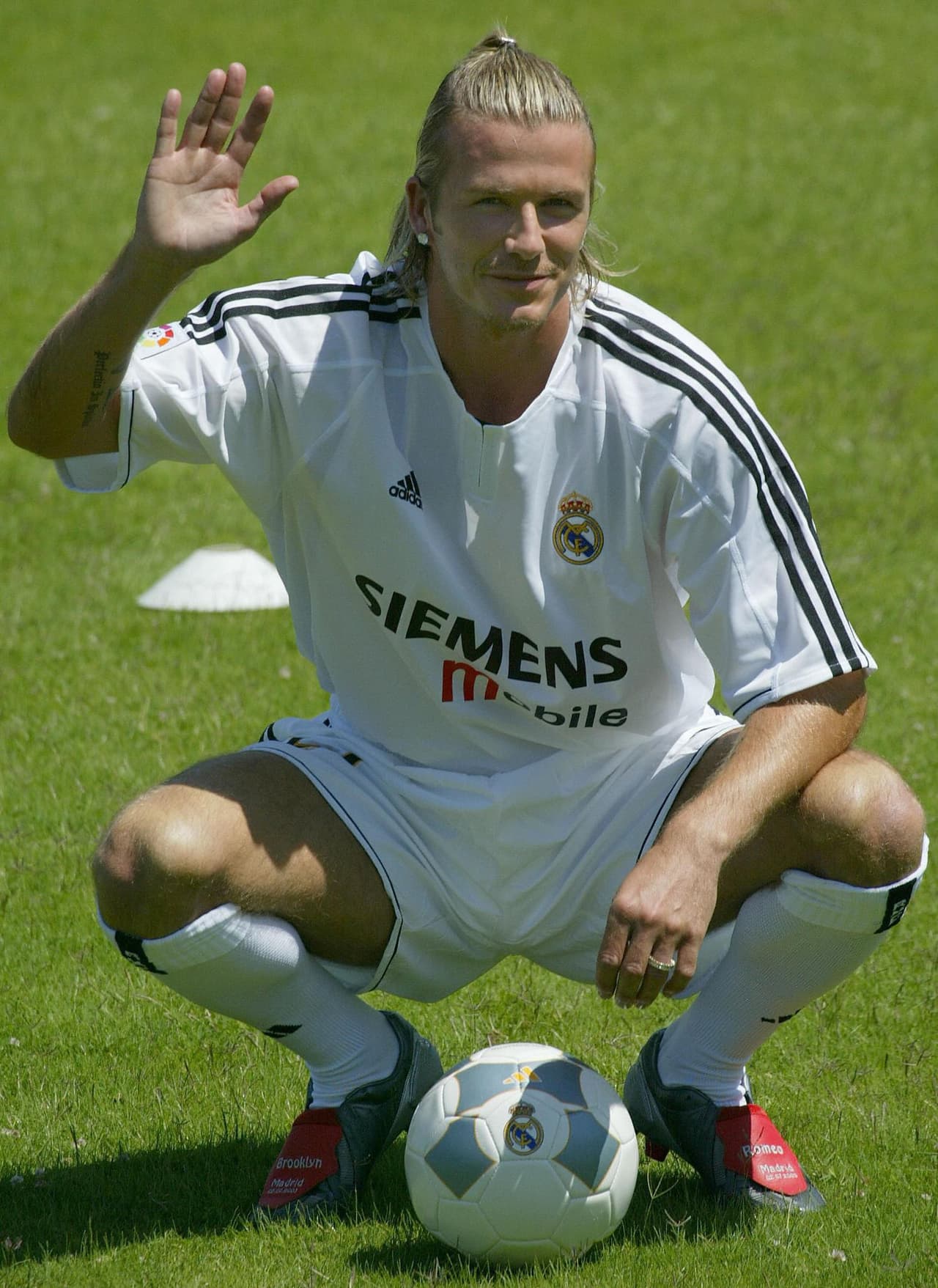 El inglés llegaba en el plan de los 'Galáticos' que conformó Florentino Pérez con jugadores como Zinedine Zidane, Ronaldo, Figo, Roberto Carlos, entre otros.