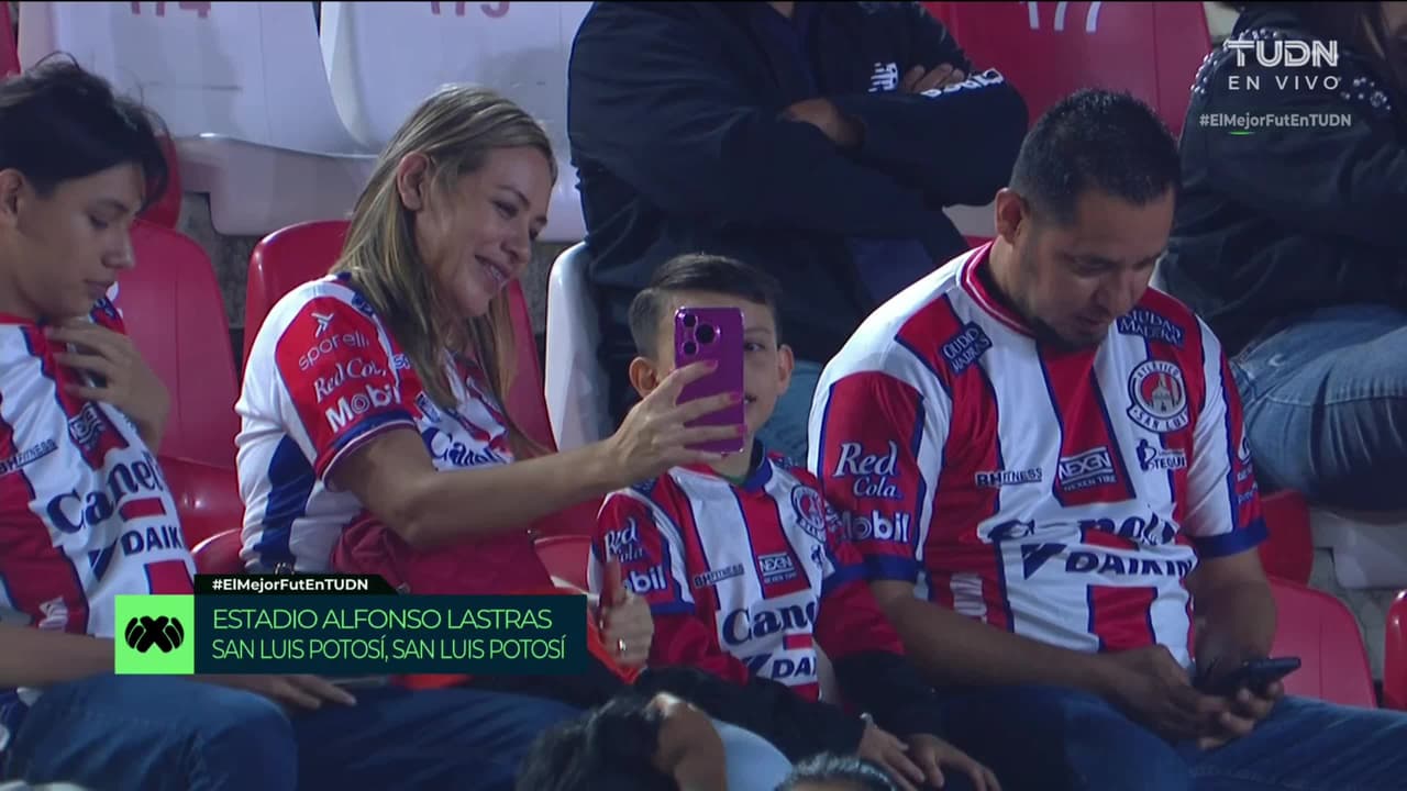 ¡San Luis no consigue anotar frente al América y la afición se aburre!