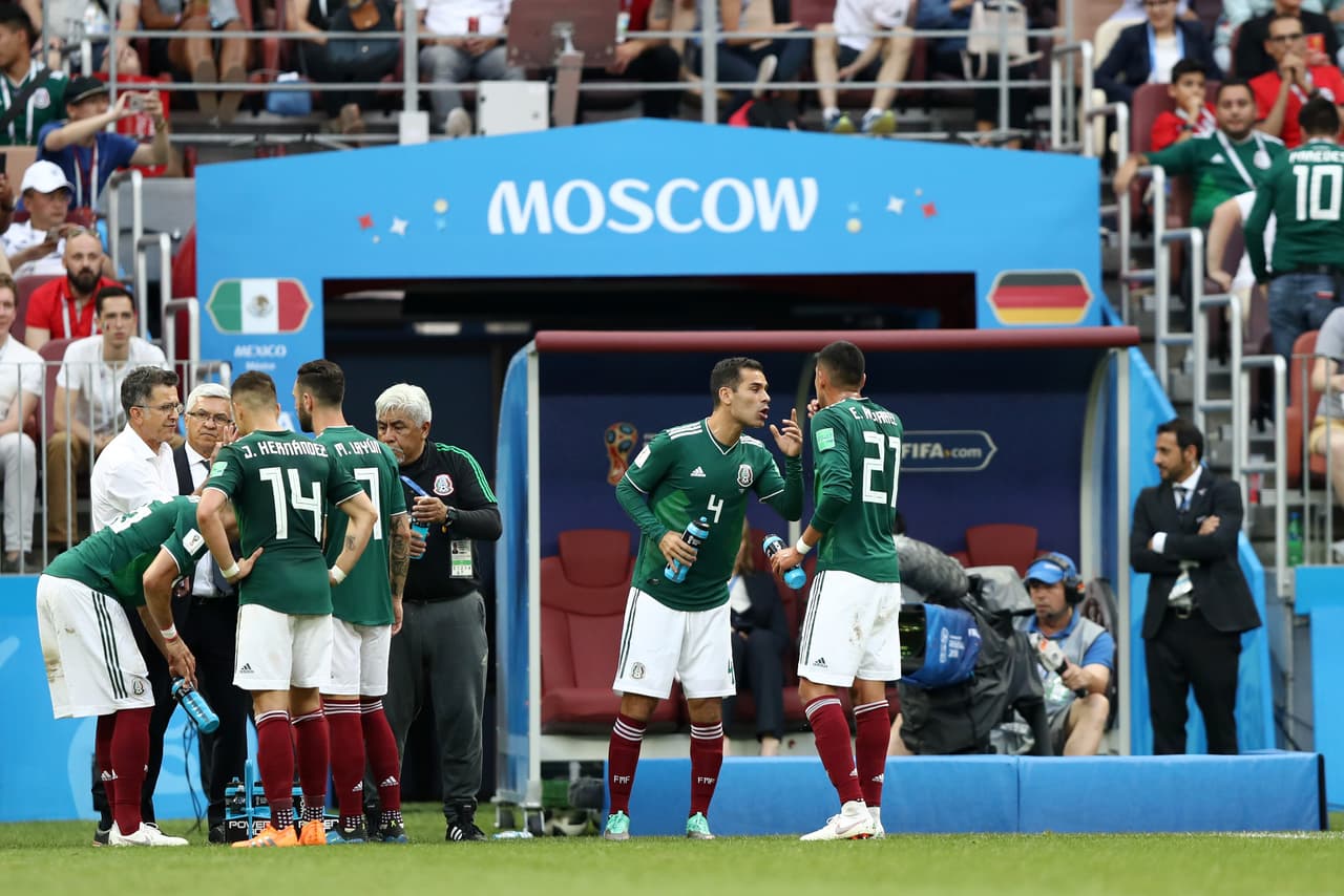 Rafael Márquez (9): Tampoco con mucho tiempo en campo pero hace historia al ser uno de los pocos jugadores con participación en 5 Mundiales. Su labor en el terreno fue de calma y liderazgo.