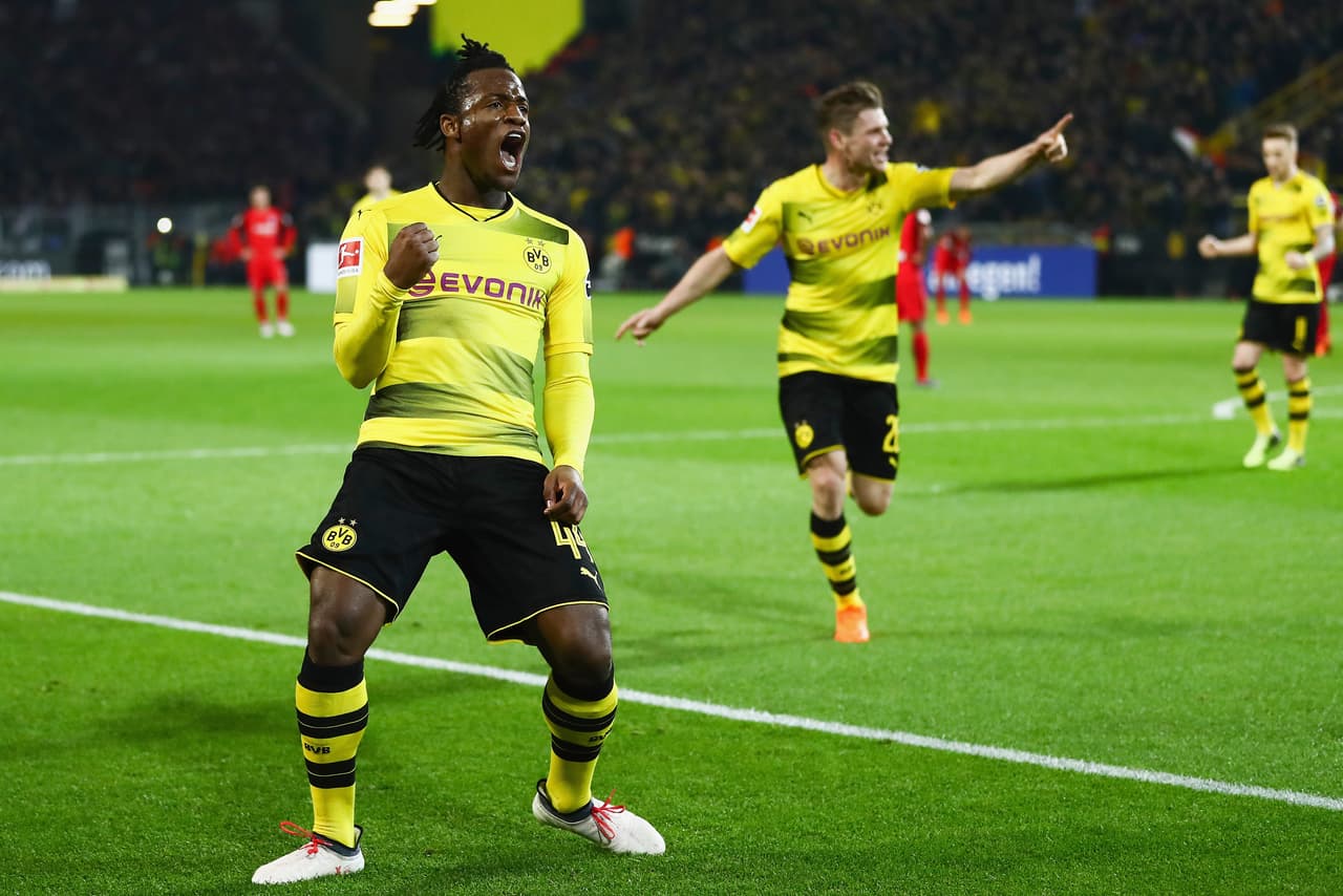 Batshuayi llegó durante el mercado invernal como refuerzo para Borussia Dortmund tras la salida de Aubameyang.