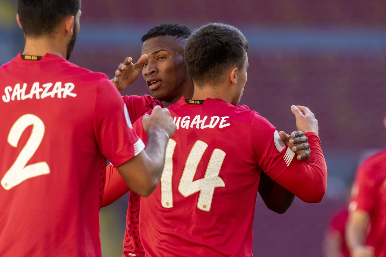 Los ticos no se tocan el corazón y consigue la tercer y más estrepitosa goleada de República Dominicana en el torneo. los dominicanos se despiden del toneo con cero puntos , un gol a favor y 13 en contra.