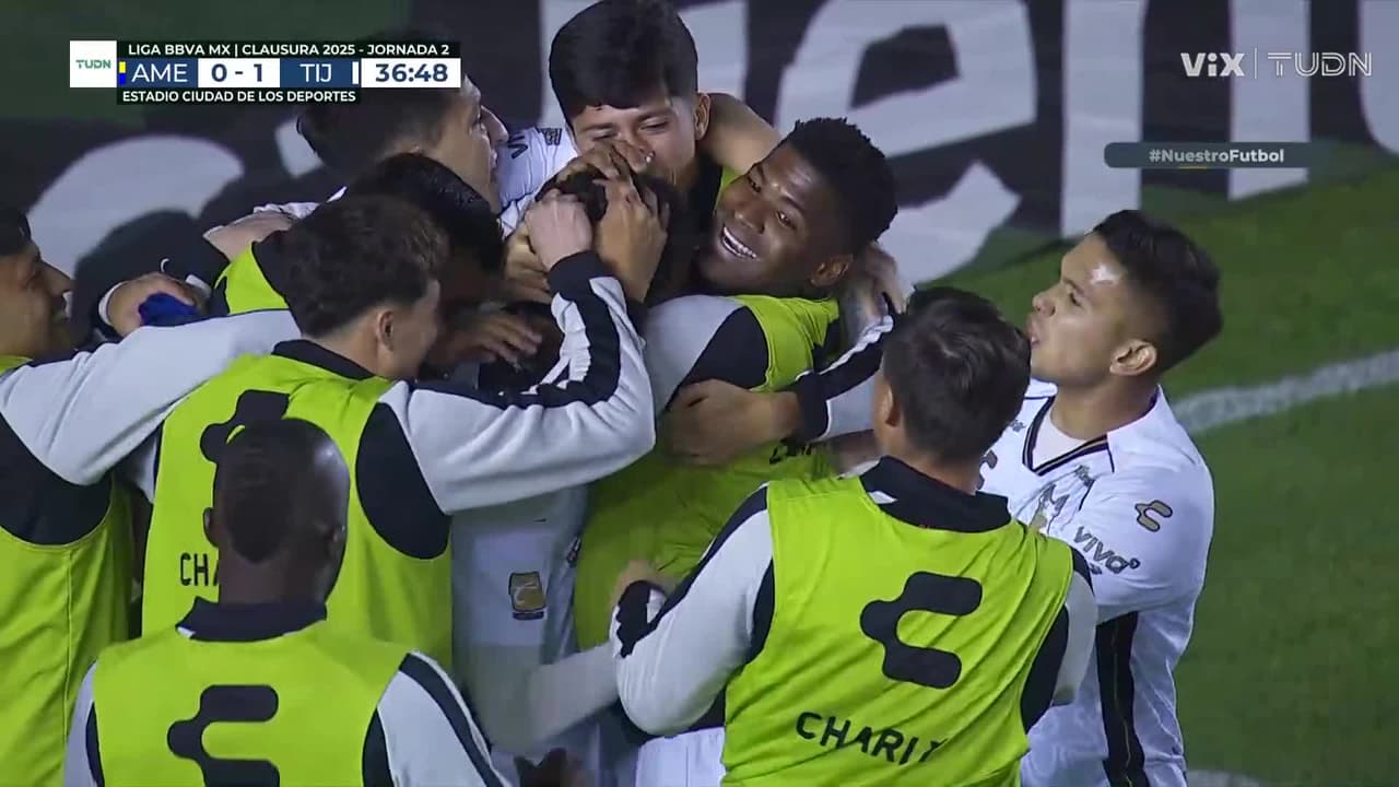 ¡Golazo de Xolos! Hernández aprovecha el error en salida de las Águilas