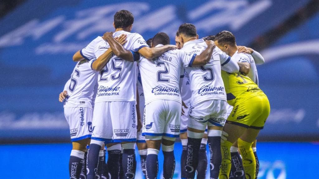 Dos jugadores de Puebla arrojaron positivo por COVID-19