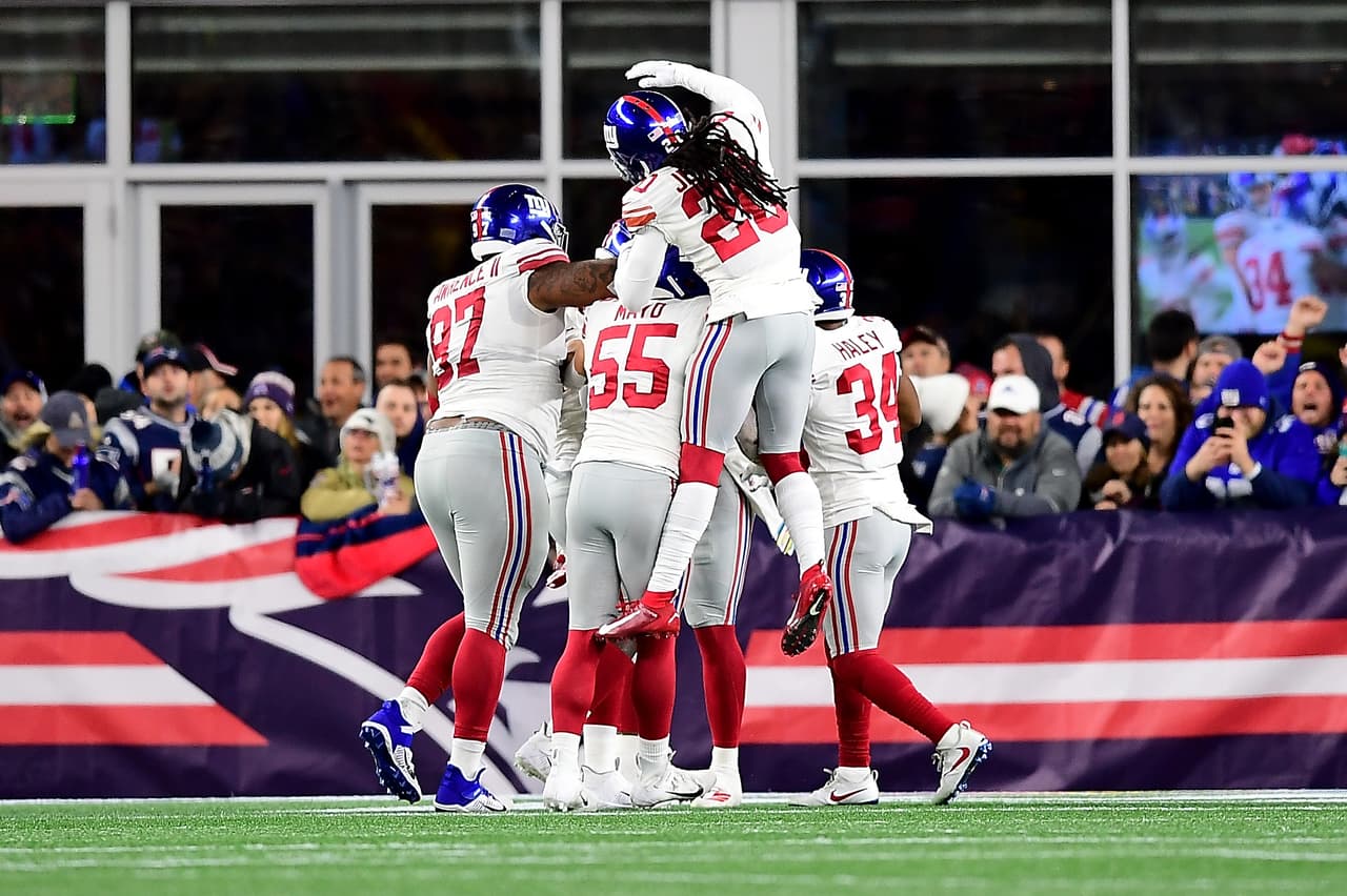 Los Pats siguen con paso perfecto, vencen 35-14 a los New York Giants en el inicio de la Semana 5.