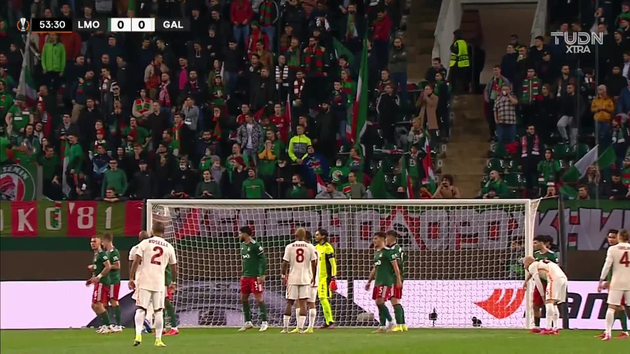 ¡TIRO ATAJADO! disparo por Victor Nelsson.