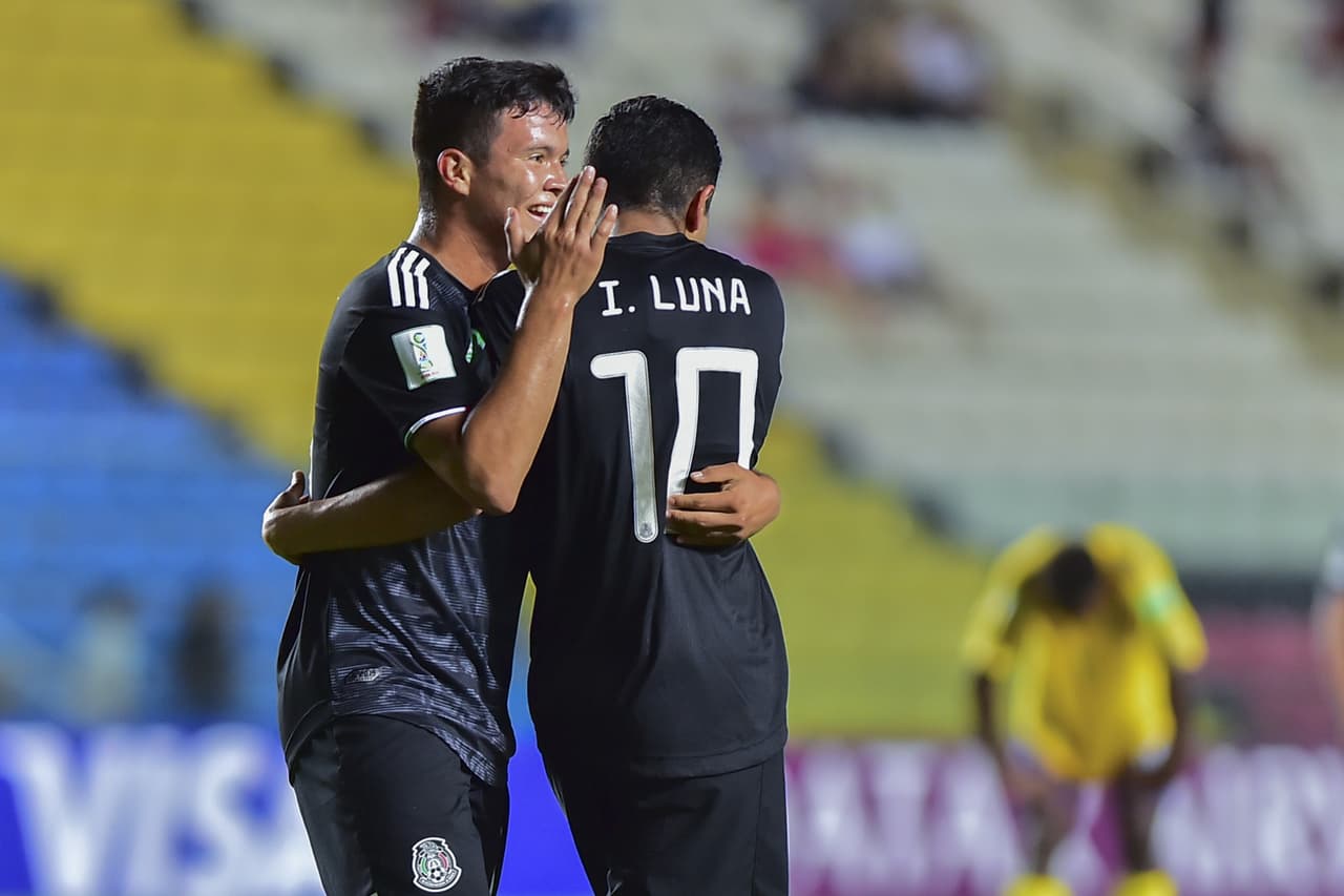 El Tri se mostró muy superior y aprovechó las carencias del rival para pasarle por encima.