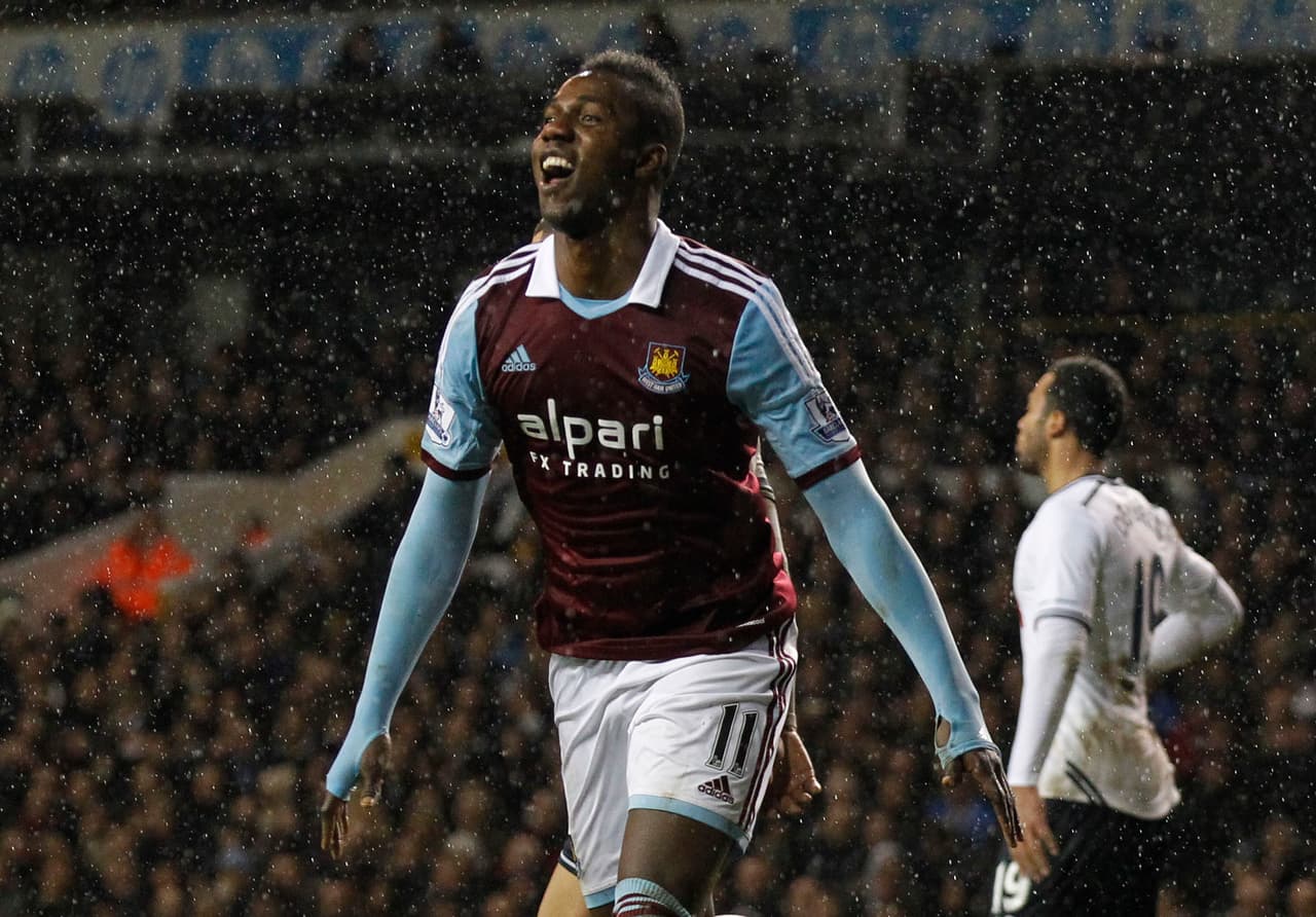 2013-2015: Modibo Maïga estuvo de modo intermitente en tres temporadas en las que disputó 45 partidos y anotó 7 goles. Ahora milita en el Al-Ittihad de Emiratos Árabes.