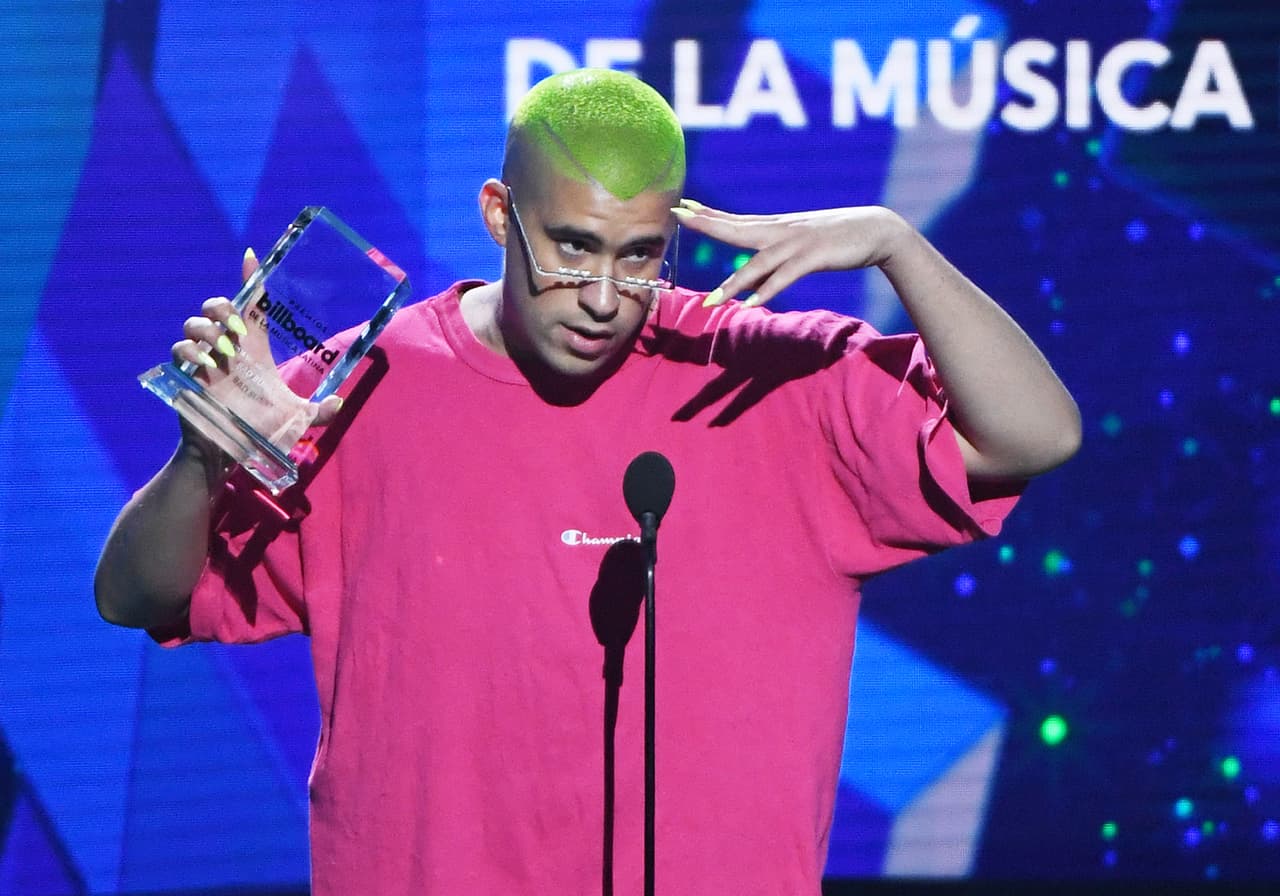 El reguetonero ha sido acreedor a varios premios, el más reciente de ellos fue el de los Latin American Music Awards, sumando Artista del Año, Album del Año y Artista Favorito Masculino.