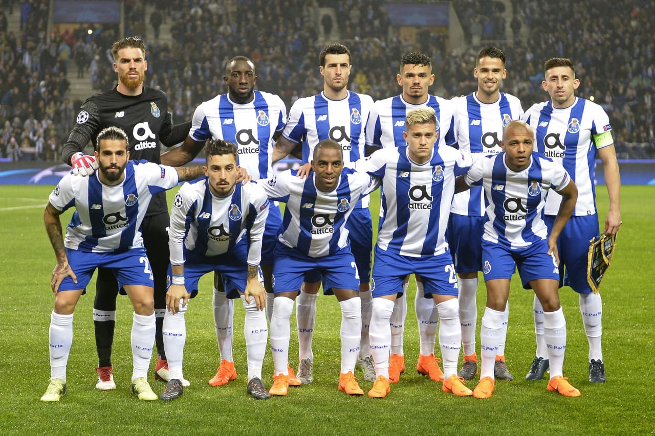 Porto defenderá su liderato en Portugal cuando visite a Pacos Ferreira. El 'Dragón' tiene a Héctor Herrera, Jesús Corona y Diego Reyes en su nómina.
