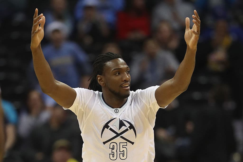La policía del condado de Southampton en Nueva York detuvo a Kenneth Faried, el nuevo refuerzo de los Brooklyn Nets, luego de haber pasado sus primeras siete temporadas con los Denver Nuggets.