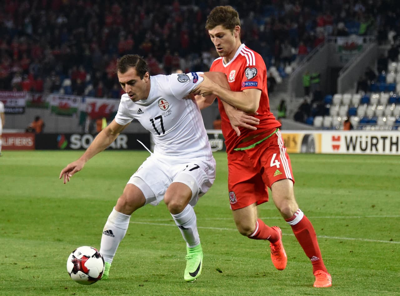 Georgia por momentos generó peligro en para los intereses de Gales, que con 17 puntos ahora aventaja por cuatro puntos a Irlanda que será local contra Moldavia en esta fecha.