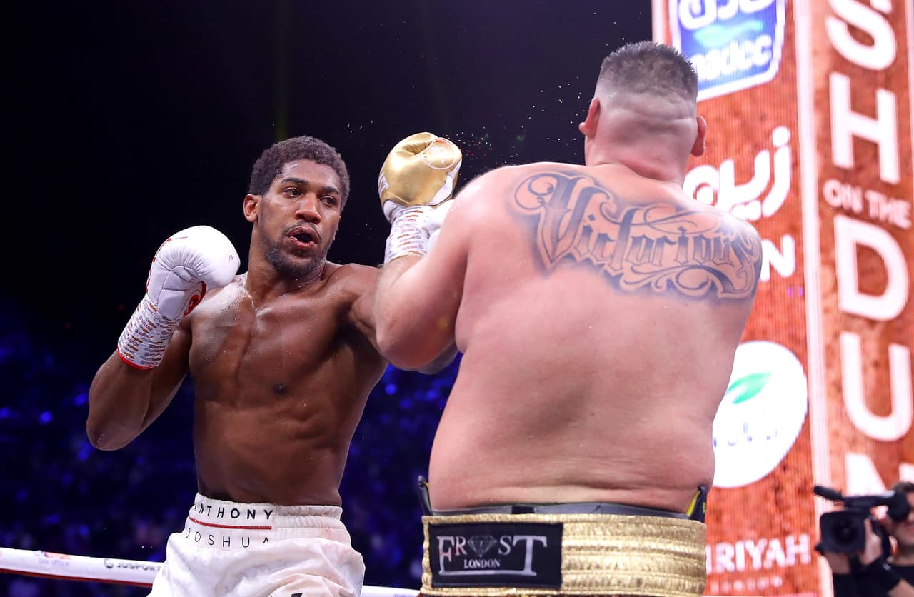 Anthony Joshua neutrali´zo la mayoría de los ataques del mexicano.