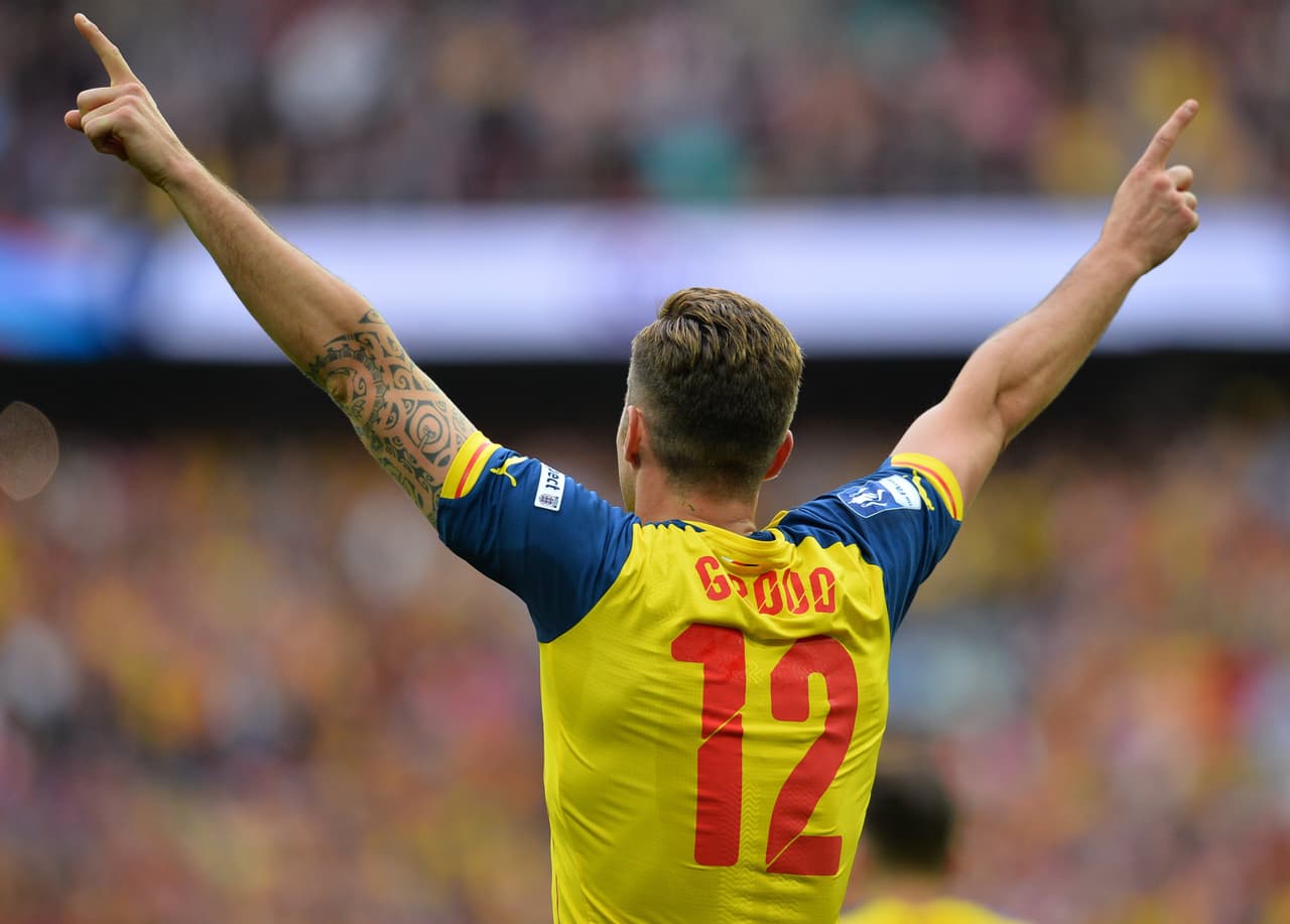 Los Gunners destrozaron al Aston Villa para alzar la Copa de Inglaterra.