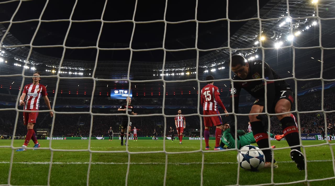 En los octavos de final de la Champions League, Bayer Leverkusen cayó en el partido de ida, en casa, 2-4 contra Atlético de Madrid, lo que llevó al club a tomar decisiones.