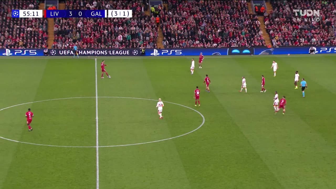 ¡AUTOGOL! de Wilfried Singo para Liverpool.