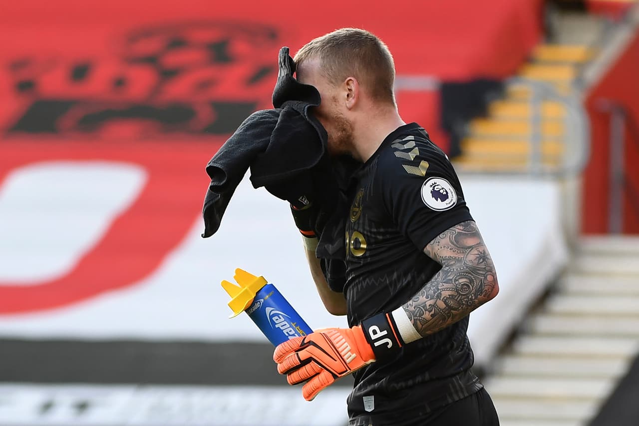 Cae el Everton de Ancelotti ante el Everton 2-0. Los tantos fueron conectados por James Ward-Prowse y Che Adams durante la primera mitad del partido. Los ‘Toffees’ pierden su racha invicta durante la quinta Jornada en la Premier League.