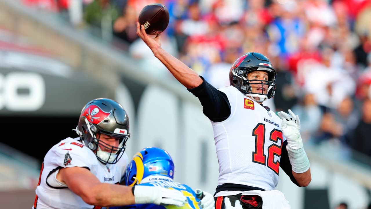 Echan atrás venta del balón del ‘último’ touchdown de Tom Brady 