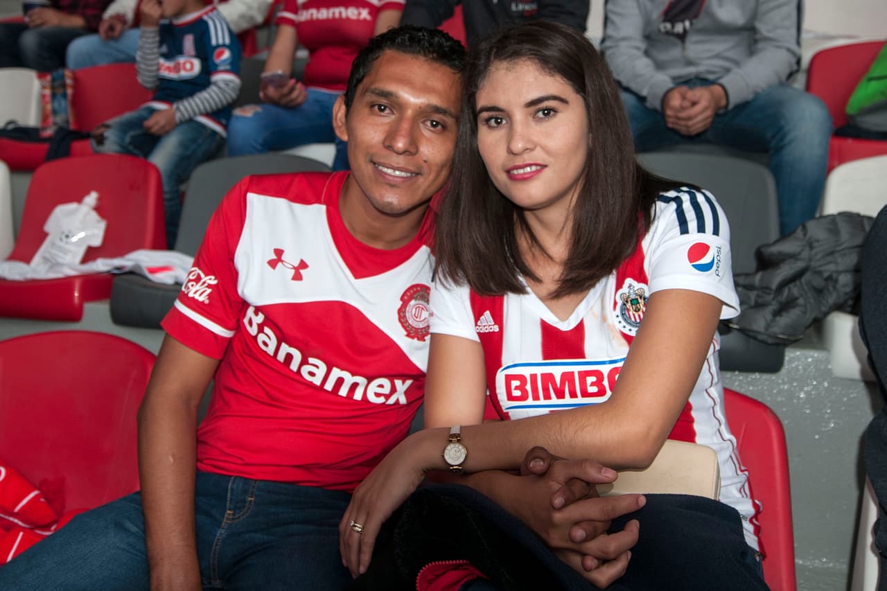 Aficionados de ambos equipos se dieron para el encuentro.