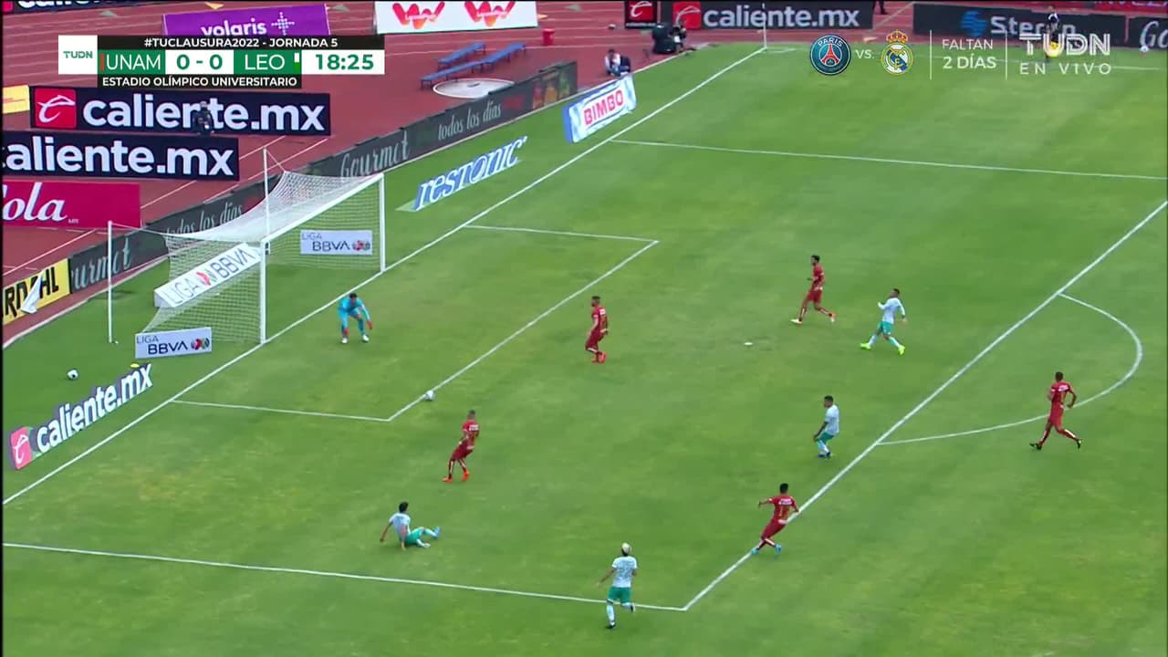 ¡TIRO ATAJADO! disparo por Víctor Dávila.