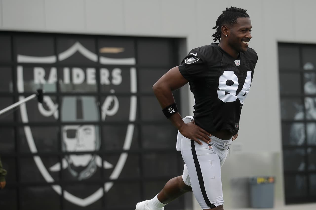 Si logra sortear el asunto de su viejo casco, será muy atractivo ver a Antonio Brown con los Oakland Raiders.