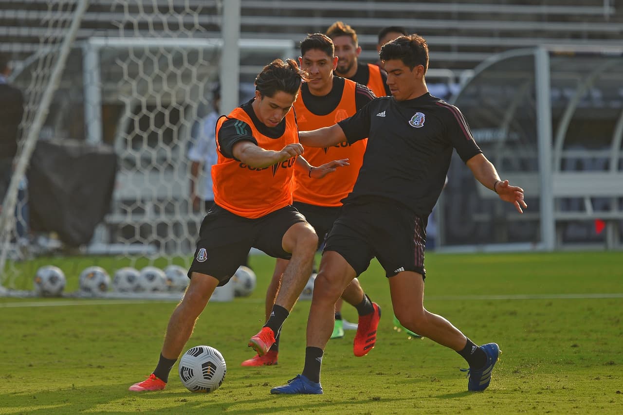 México puede enfrentar a Guatemala con sólo dos cambios en su XI