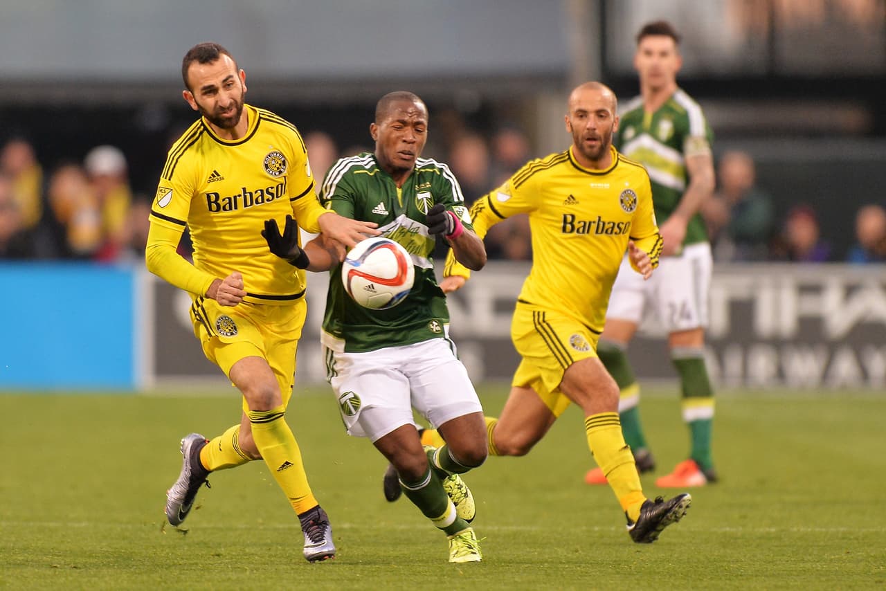 Portland Timbers viajó a Columbus, con leñadores incluidos, y se hizo del campeonato en un juego en el que Diego Valeri anotó el tanto más rápido en la historia de las finales de la Liga. No mucho después, a los 6 minutos, Rodney Wallace, puso el 2-0 para su causa y a los 17, Kei Kamara hizo el 2-1 definitivo. Un campeón con todas las de la ley.