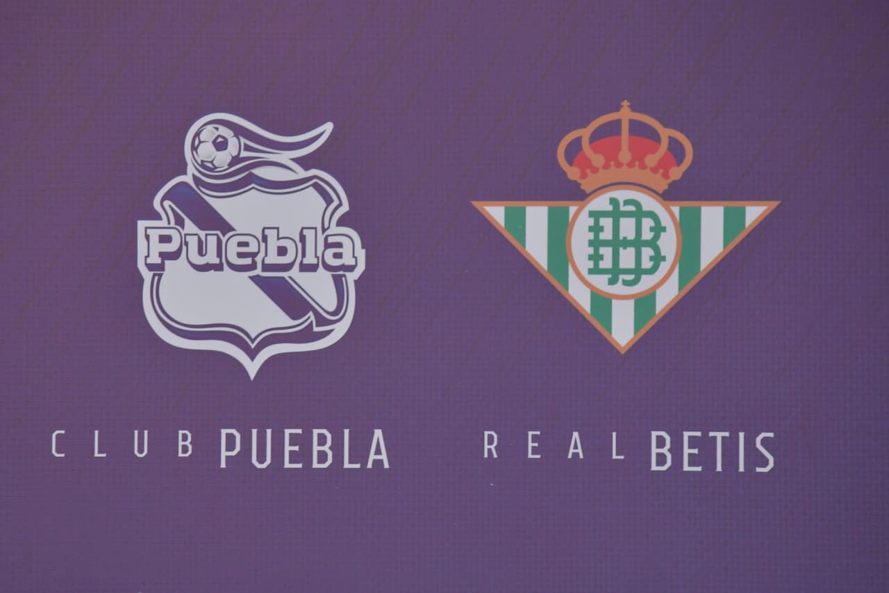 Así dieron a conocer las directivas del Puebla y del Real Betis los detalles sobre su partido amistoso a finales de julio en el Estadio Cuauhtémoc, con motivo del 75 aniversario del equipo camotero. Los futbolistas mexicanos ligados al equipo bético, Andrés Guardado y Diego Lainez, están más que contemplados para tomar parte en los festejos y en el cotejo.