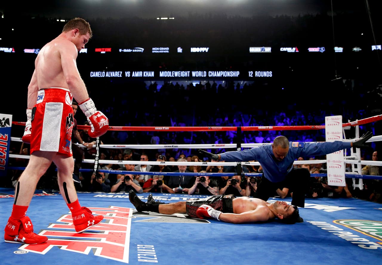 Con un fulminante nocaut al británico Amir Khan, Canelo debutó en el T-Mobile Arena de Las Vegas el 7 de mayo de 2016.