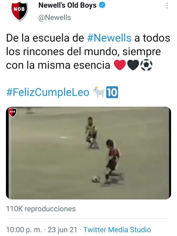 Las felicitaciones no paran para el astro del futbol argentino y referente del Club Barcelona, hoy cumple 32 años Lionel Messi y así lo felicitaron en las redes.