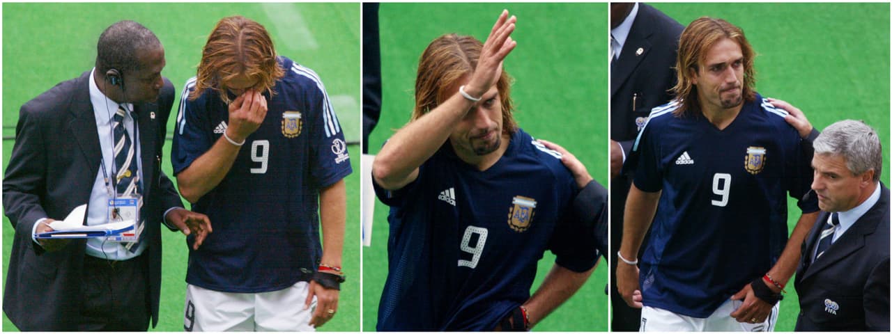 Batistuta fue uno de los que más sintió la eliminación argentina, pues se marchó inconsolable al vestidor hecho un mar de lágrimas.