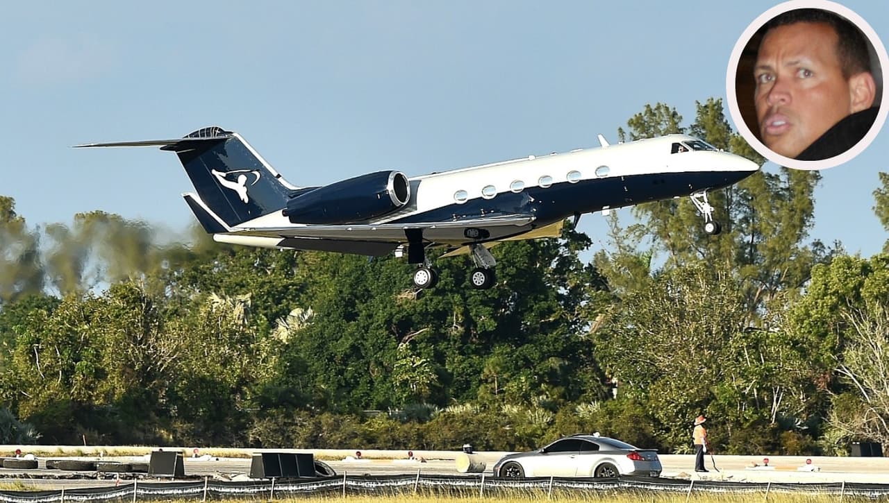 Por una presunta falla, el avión del exbeisbolista Alex Rodríguez aterrizó de emergencia de Nueva Jersey