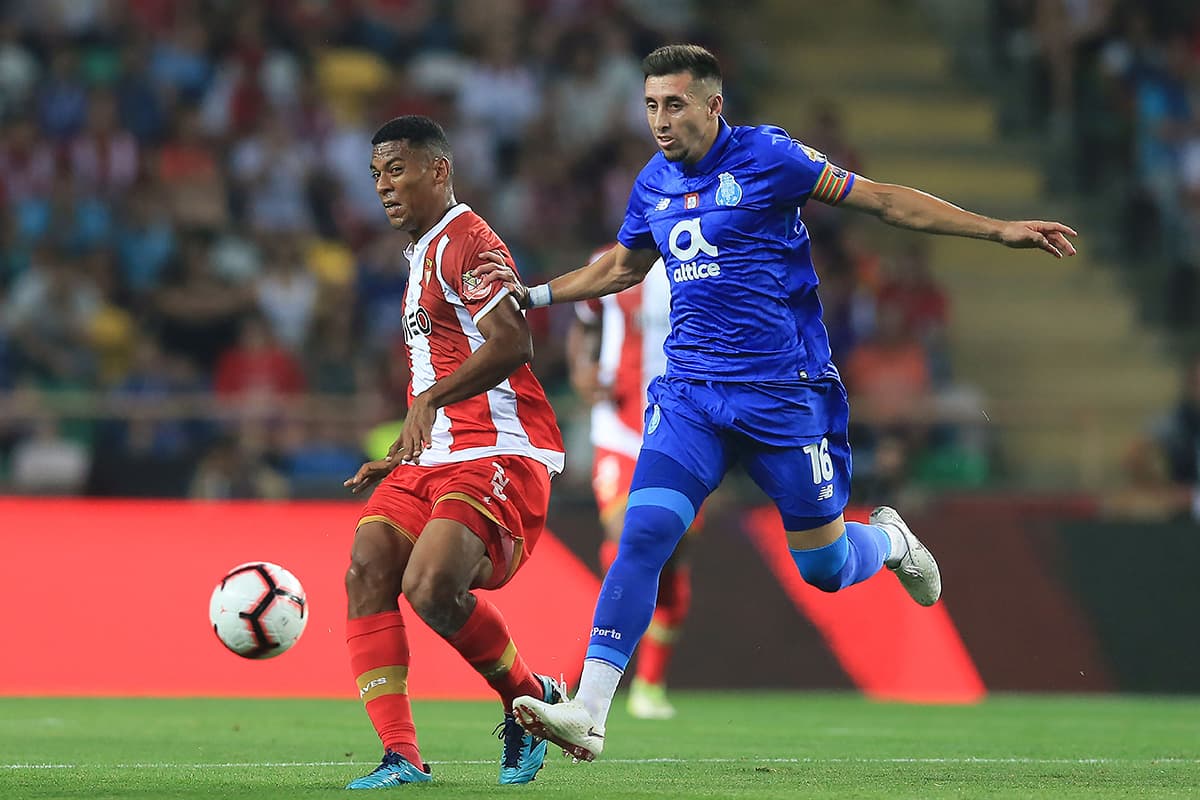 El mexicano Héctor Herrera fue titular en la final de la Supercopa de Portugal, consolidándose como capitán del equipo.