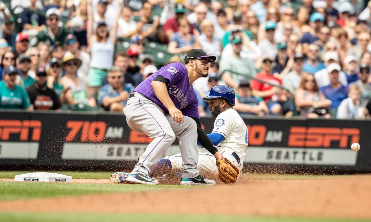 En la esquina caliente estará Nolan Arenado de los Colorado Rockies. El estelar tercera base es llamado por cuarta vez al All Star. Esta campaña lidera con 22 jonrones a la Liga Nacional en ese rubro.