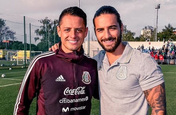 El cantante colombiano estuvo de visita durante la práctica de México