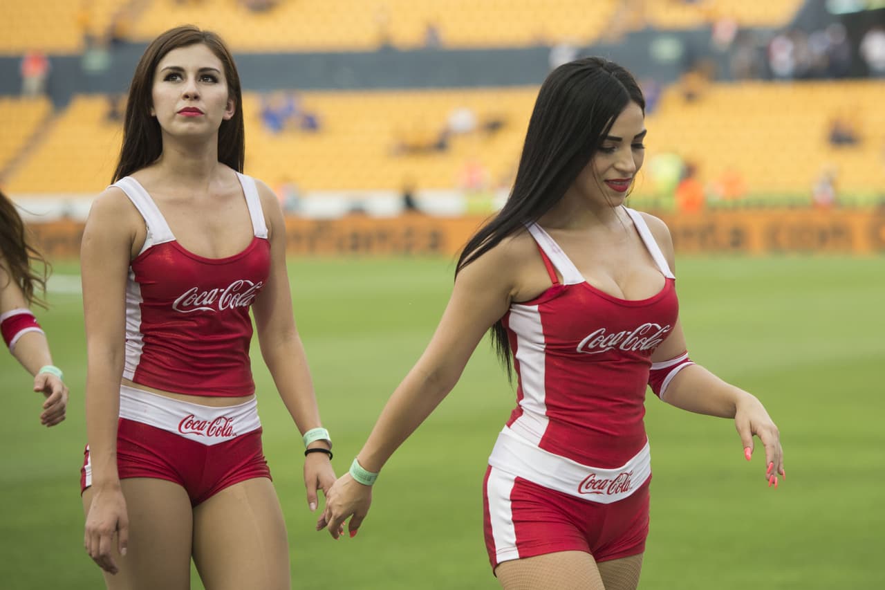Las porristas le dieron un toque de sensualidad diferente a los partidos de la segunda jornada de los cuartos de final en el Clausura 2018 en la Liguilla de la Liga MX.