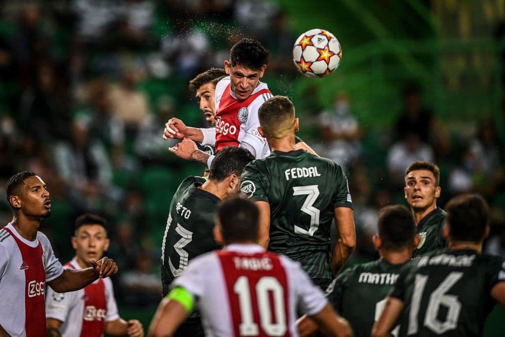 El Ajax solió crecido en su visita al Sporting de Lisboa y terminaron goleando a los locales 1-5.