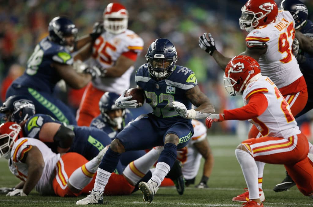 Pero del golpe que ya no pudieron reponerse fue cuando Carson logró su segundo touchdown, en una carrera de 1 yarda, para alejarse 38-28 y faltando solo 2;29 en el juego.