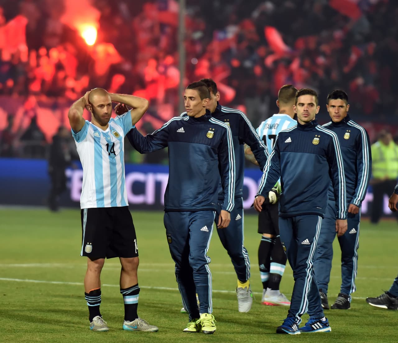 Y Mascherano no podía creer lo que estaba pasando en la tanda de penales.