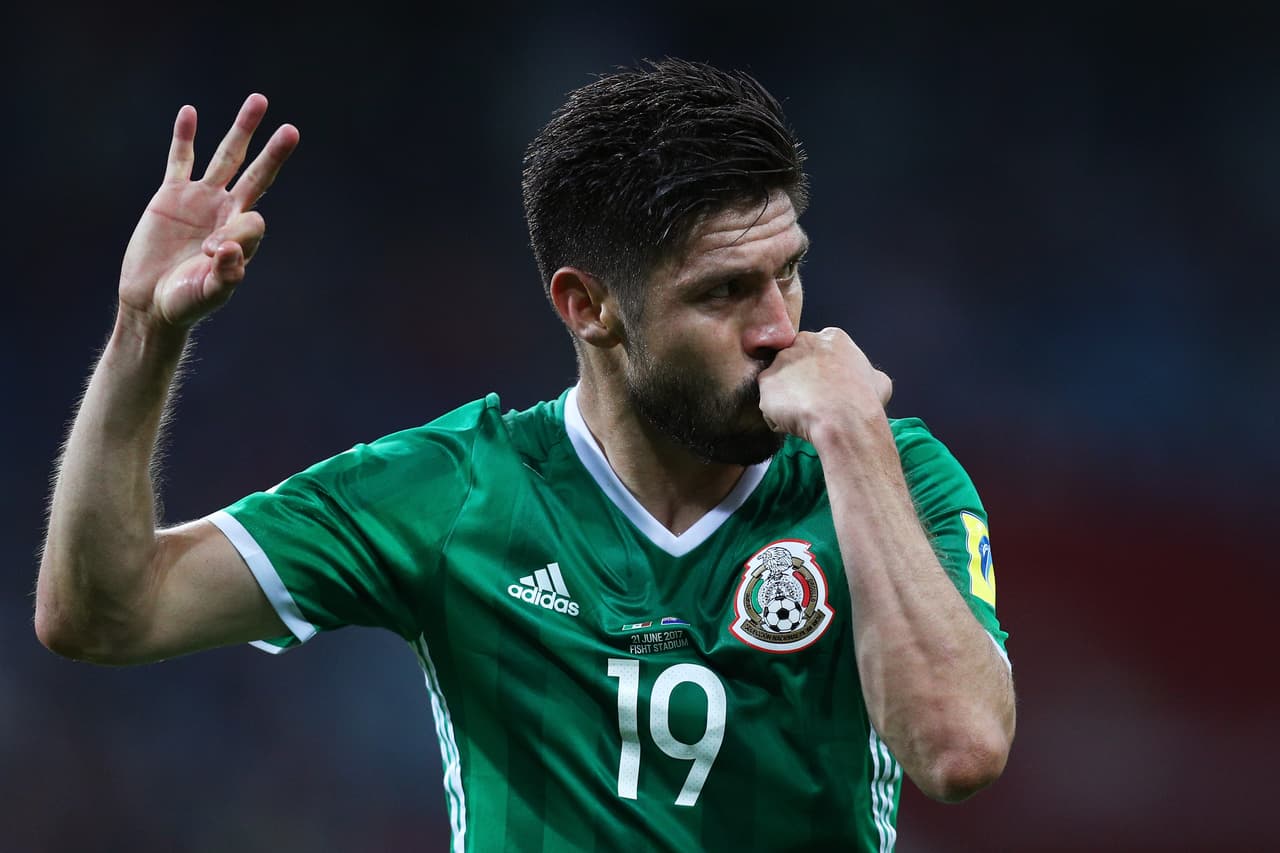 Un deslucido México derrota a Nueva Zelanda y logra su primer triunfo en Confederaciones