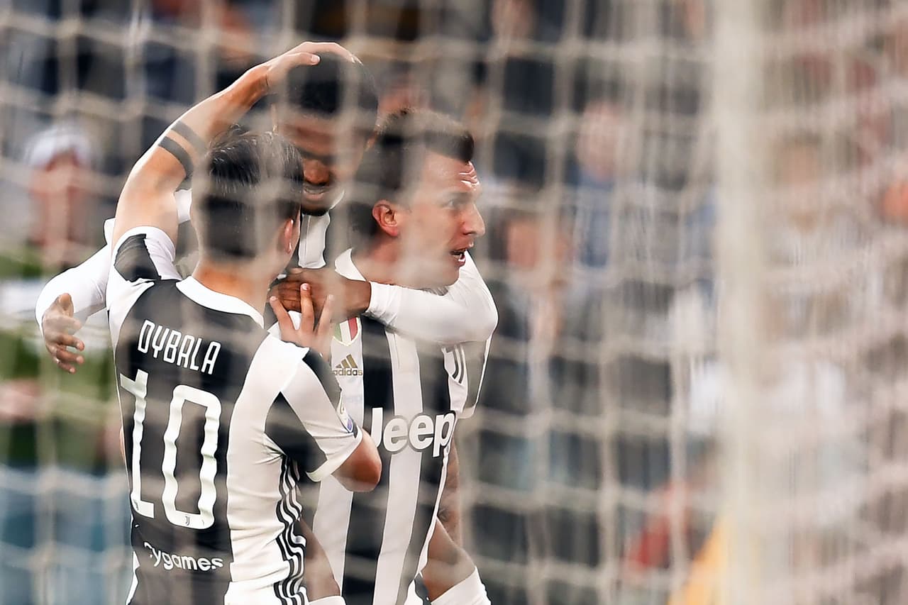 Con esa diferencia mínima contra un aguerrido rival se fueron al descanso ambos equipos.