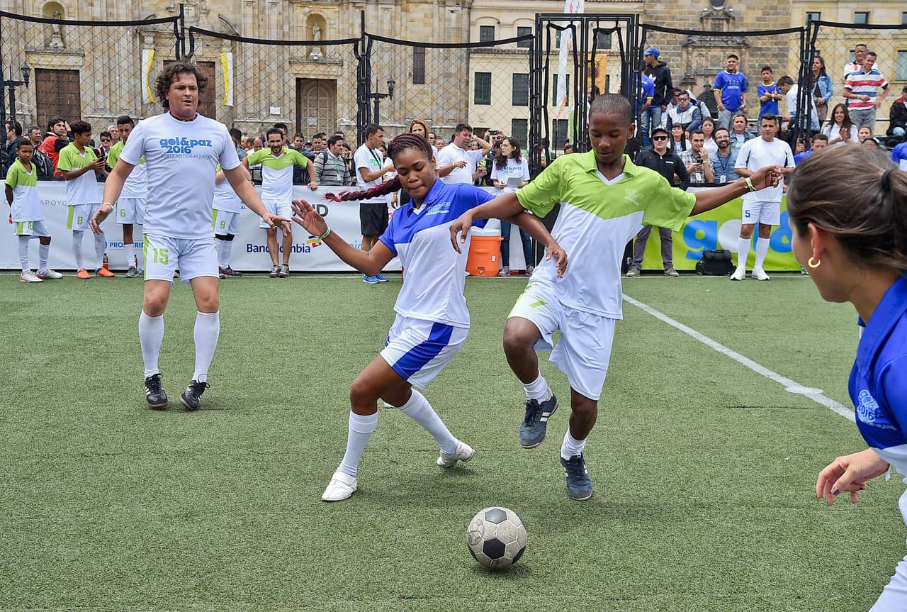 El partido se jugó sin árbitros y se establecieron reglas antes del inicio con el fin de que los problemas se solucionaran a través del diálogo como forma ideal de llegar a la paz