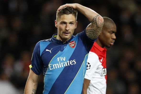 Giroud y los ingleses estuvieron muy cerca de la remontada definitiva, pero la defensa monegasca aguantó en el tramo final del duelo.