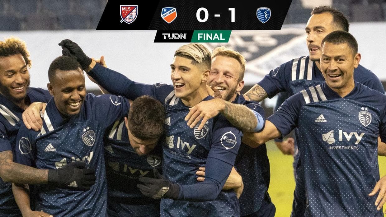 ¡Puli-asistencia! Alan Pulido aporta en triunfo de Kansas City