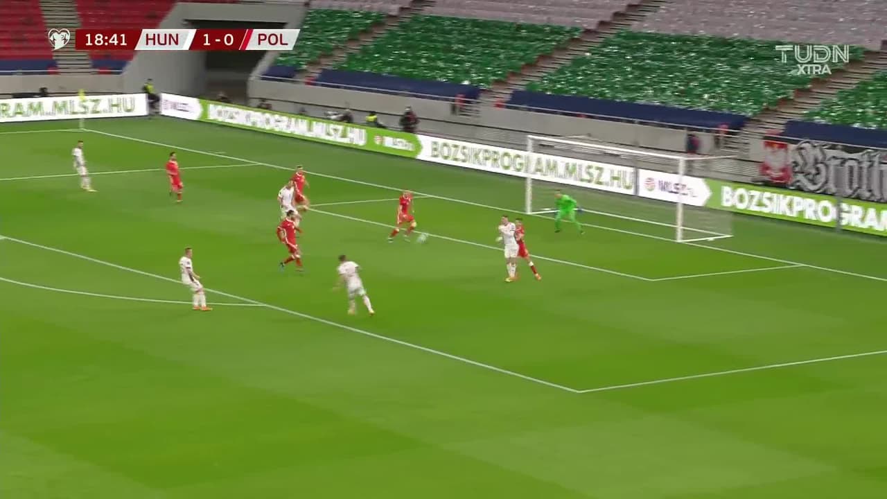 ¡TIRO ATAJADO! disparo por Gergö Lovrencsics.