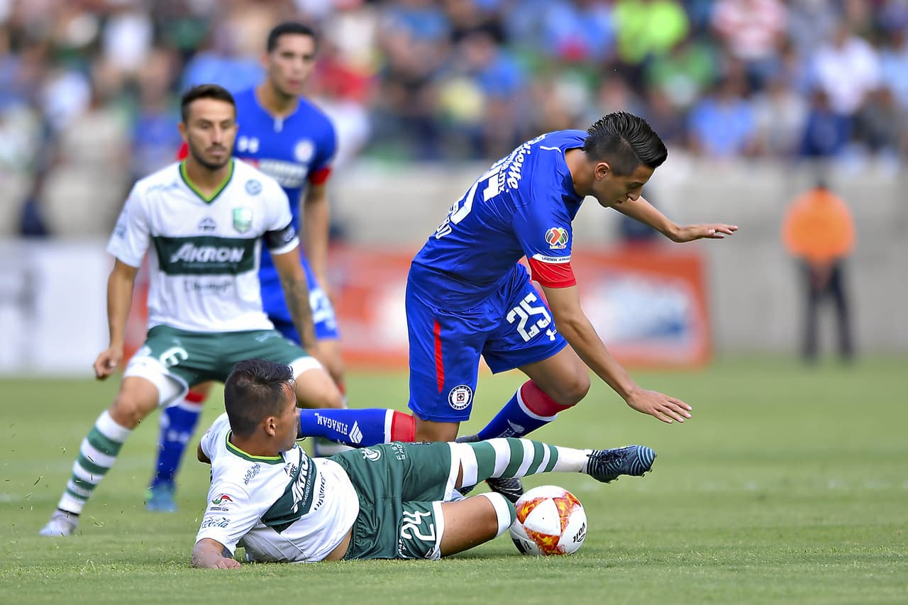Zacatepec vendió cara su derrota y durante el partido demostró que es un equipo combativo, más frente a su público en el Estadio 'Coruco' Díaz.