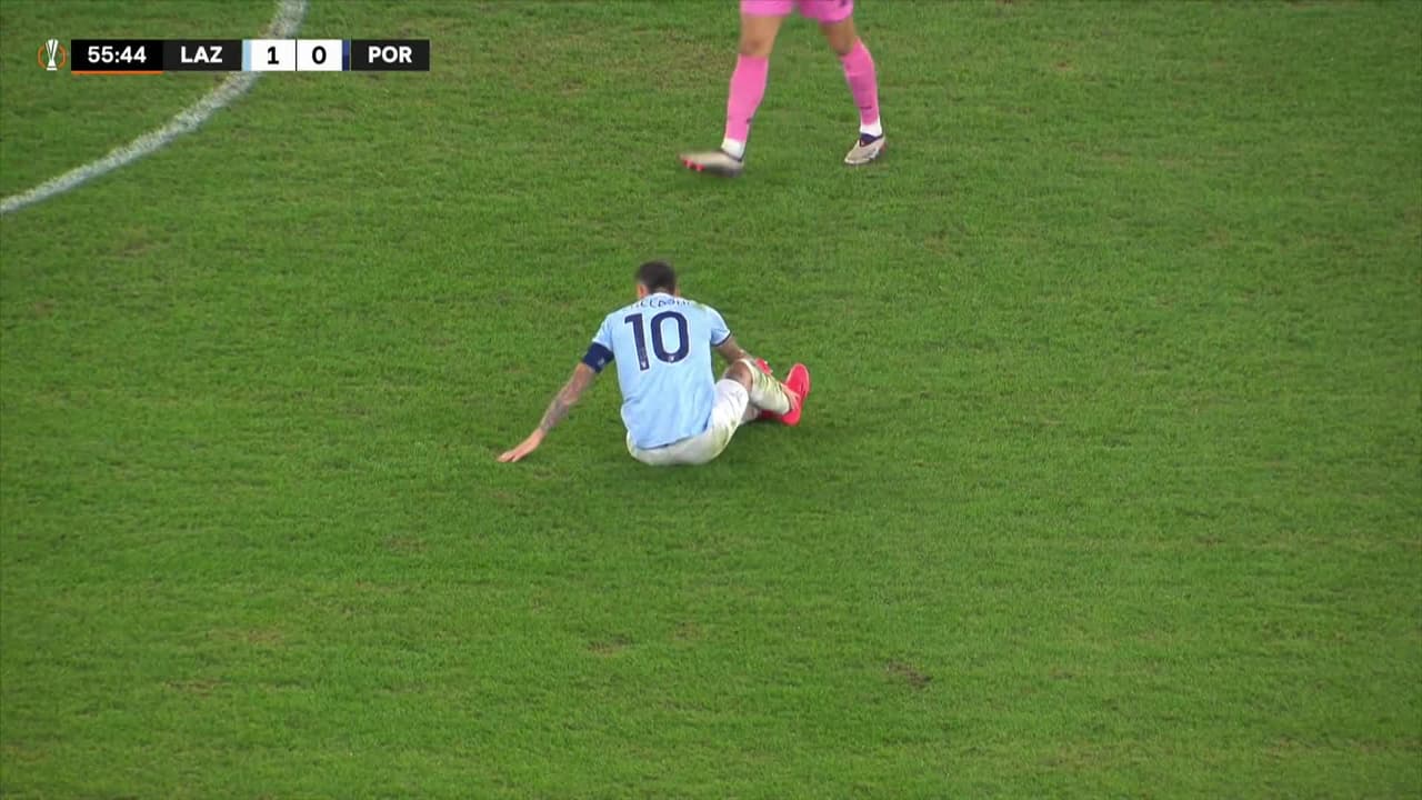 ¡TIRO ATAJADO! disparo por Stephen Eustaquio.