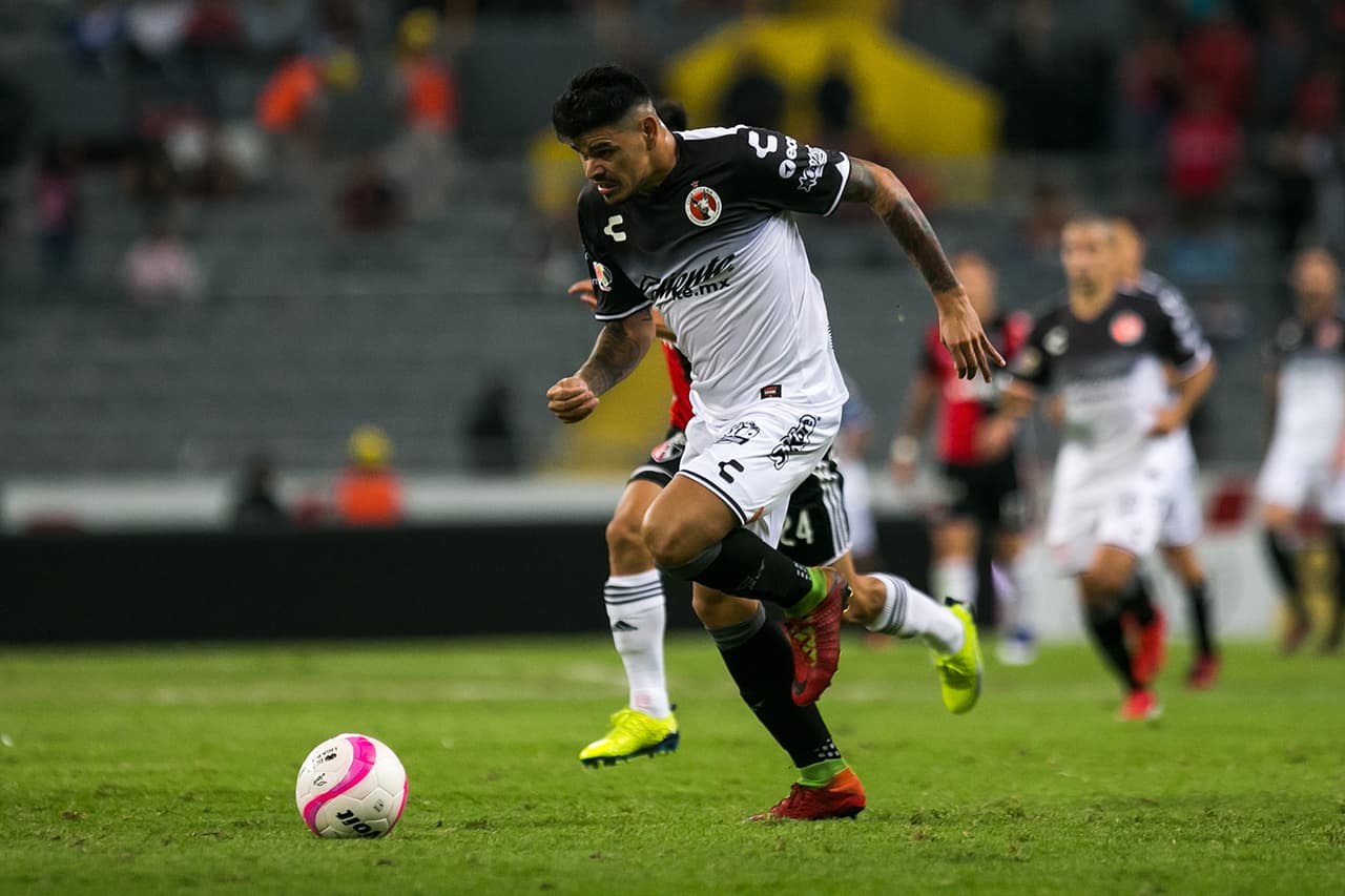 Gustavo Bou firmó una campaña aceptable con Xolos y eso podría ser suficiente para que el argentino llegue a las Águilas.