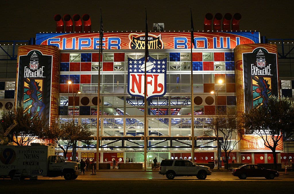 FX y Hulu se han asociado con el New York Times para traer a los fans "Malfunction: The Dressing Down of Janet Jackson".